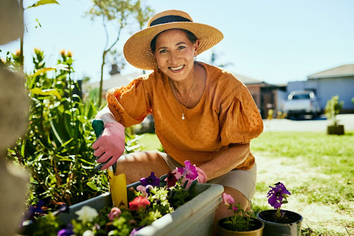 senior hobbies image 2