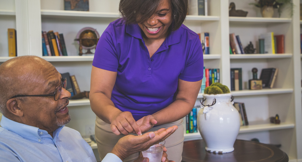 Laurel Circle | Skilled Nursing | Care Aide