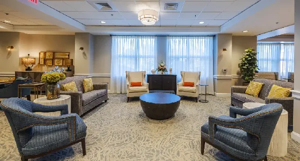 Laurel Circle Bridgewater | Clubhouse Lounge