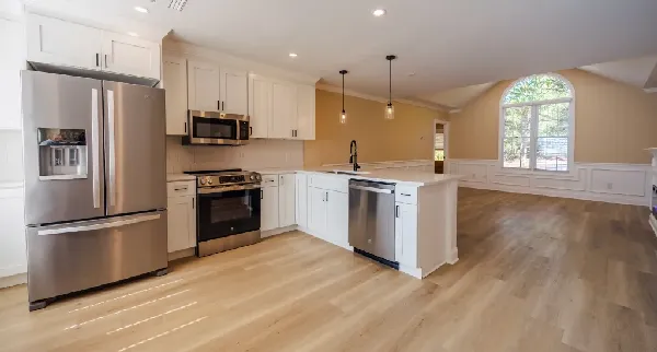 Laurel Circle Bridgewater | Cottage Home | Kitchen