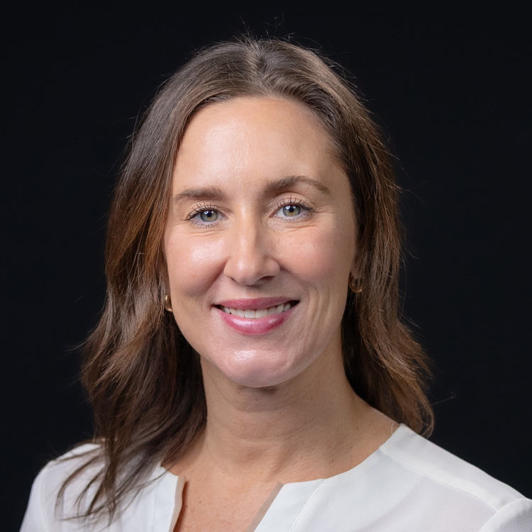 Laura Keane Headshot